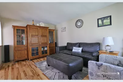 26505  104th St, Salem Lakes, WI 53179 - Photo 2