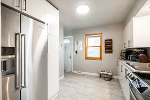 1012 S 111th St, West Allis, WI 53214 - Photo 12