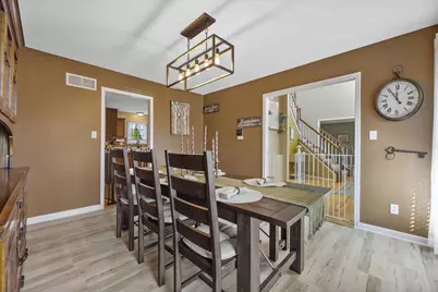 3540 S McIntosh Ln, New Berlin, WI 53151 - Photo 18