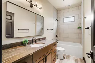 3247 N Marietta Ave, Milwaukee, WI 53211 - Photo 30