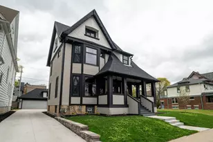 3247 N Marietta Ave, Milwaukee, WI 53211 - Photo 36