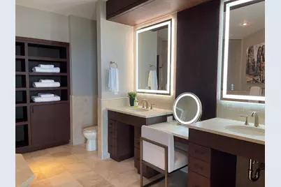 1522 N Prospect Ave #1804, Milwaukee, WI 53202 - Photo 32