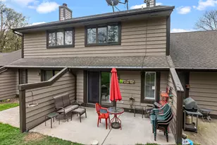128 Glenview Ct, Janesville, WI 53548 - Photo 12