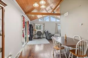 33015 Bohner Dr, Burlington, WI 53105 - Photo 6
