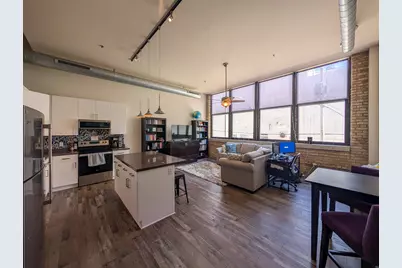1924 N Hubbard St #216, Milwaukee, WI 53212 - Photo 2