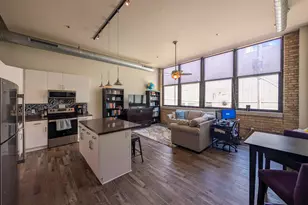 1924 N Hubbard St, Milwaukee, WI 53212 - Photo 2