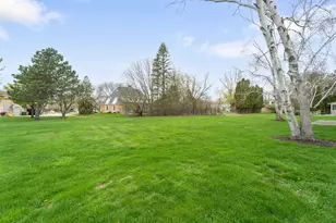 9445 N Fairway Dr, Bayside, WI 53217 - Photo 18