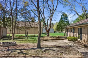 287 Wilson Ave, Dousman, WI 53118 - Photo 4