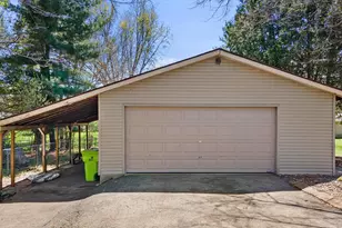 287 Wilson Ave, Dousman, WI 53118 - Photo 34