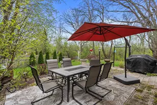 3710 S Pleasant View Dr, New Berlin, WI 53151 - Photo 38