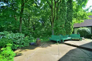 3076 Red Fox Cir, Richfield, WI 53017 - Photo 34