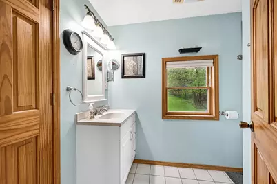 589 W Chestnut St, Burlington, WI 53105 - Photo 28