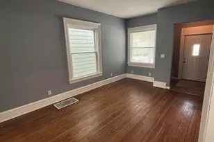 2570 N Oakland Ave, Milwaukee, WI 53211 - Photo 8