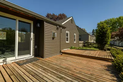 W271N2563  Pear Tree Ln, Pewaukee, WI 53072 - Photo 38