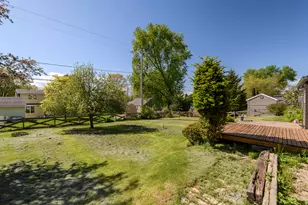 W271N2563 Pear Tree Ln, Pewaukee, WI 53072 - Photo 20
