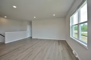 1076 Elderberry Rd, Oconomowoc, WI 53066 - Photo 10