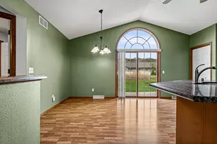 3003 Pleasant Dr, Holmen, WI 54636 - Photo 8