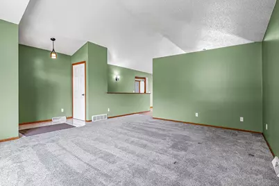 3003  Pleasant Dr, Holmen, WI 54636 - Photo 6