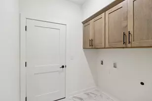 2117 Bluestem Dr, Waukesha, WI 53188 - Photo 24