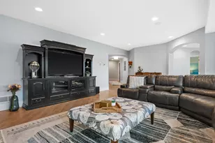 W356N5136 Lakeshore Dr, Oconomowoc, WI 53066 - Photo 40