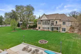 W356N5136 Lakeshore Dr, Oconomowoc, WI 53066 - Photo 28