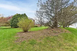 150 W Fairfield Ct, Oak Creek, WI 53154 - Photo 40