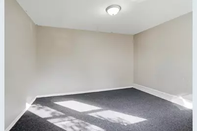 2214 W Hopkins St #2220, Milwaukee, WI 53206 - Photo 12