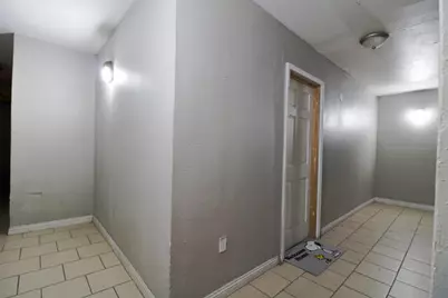 2214 W Hopkins St #2220, Milwaukee, WI 53206 - Photo 14