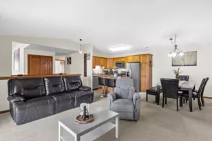1117 N Sunnyslope Dr, Racine, WI 53406 - Photo 14