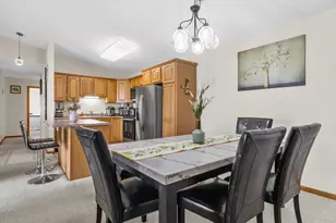 1117 N Sunnyslope Dr, Racine, WI 53406 - Photo 18