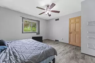 18775 W Observatory Rd, New Berlin, WI 53146 - Photo 18