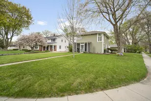 736 N Cumberland Dr, Waukesha, WI 53188 - Photo 24