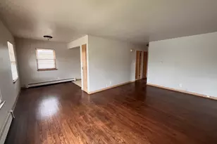 5500 S Trinthammer Ave, Cudahy, WI 53110 - Photo 2
