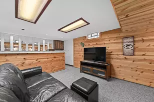 N61W15030 How Ave, Menomonee Falls, WI 53051 - Photo 24