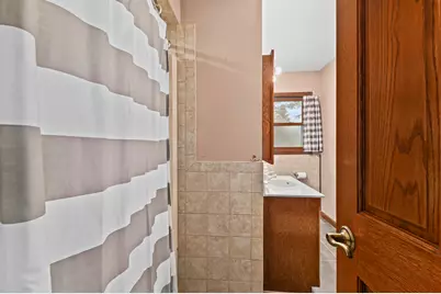 N61W15030  How Ave, Menomonee Falls, WI 53051 - Photo 18