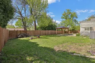 12445 W North Ln, New Berlin, WI 53151 - Photo 34