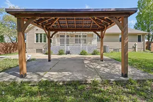 12445 W North Ln, New Berlin, WI 53151 - Photo 32