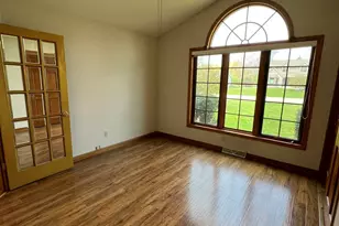 12445 W North Ln, New Berlin, WI 53151 - Photo 8