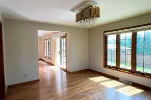 12445 W North Ln, New Berlin, WI 53151 - Photo 16