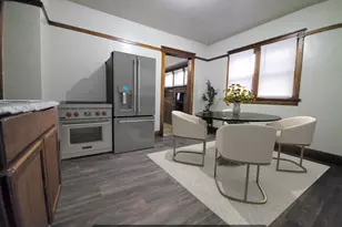 2547 N 56th St, Milwaukee, WI 53210 - Photo 4