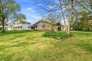 10653 Beacon Hill Ct, Franklin, WI 53132 - Photo 46