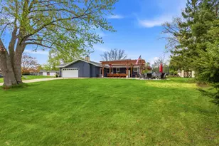 10653 Beacon Hill Ct, Franklin, WI 53132 - Photo 42