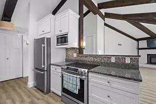 800 Aspen Dr, Fontana, WI 53125 - Photo 10