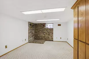 6009 Oriole Ln, Greendale, WI 53129 - Photo 26