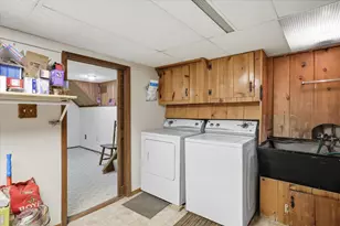 6009 Oriole Ln, Greendale, WI 53129 - Photo 28