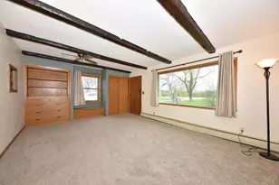 7526 W County Line Rd, Mequon, WI 53092 - Photo 2