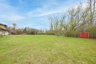 7526 W County Line Rd, Mequon, WI 53092 - Photo 22
