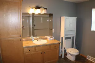1860 Neal Ct, Green Bay, WI 54302 - Photo 16
