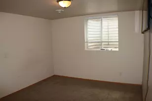 1860 Neal Ct, Green Bay, WI 54302 - Photo 24