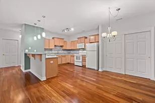 8610 S Roxbury Way, Oak Creek, WI 53154 - Photo 8